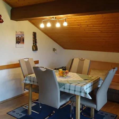 Atelierhaus Фишен