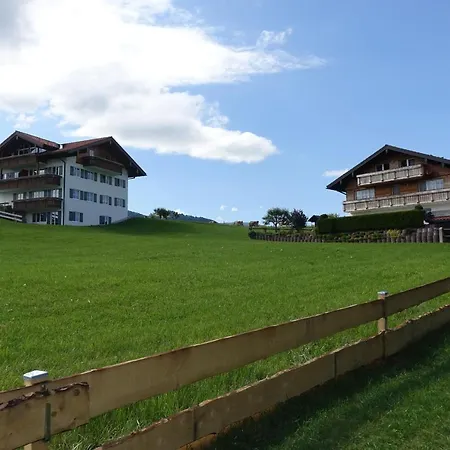 Atelierhaus *